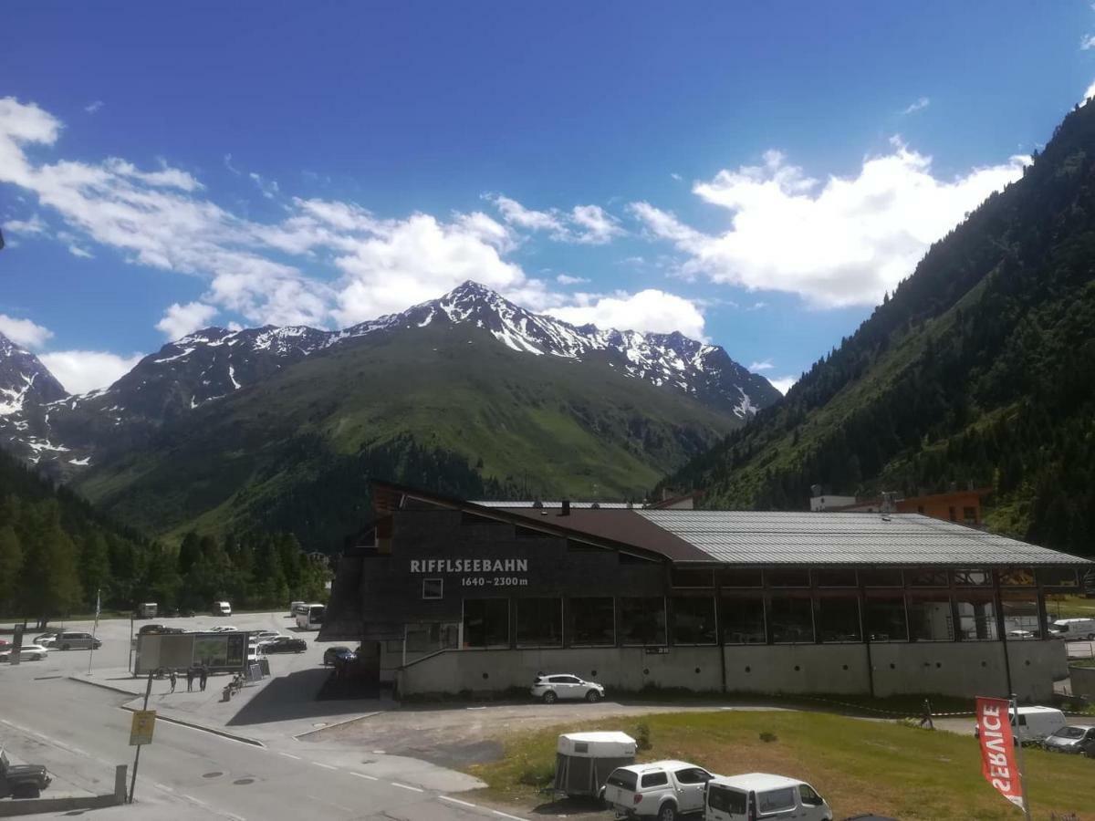 Hotel Haus Pechtl à Sankt Leonhard im Pitztal Extérieur photo